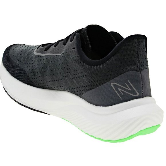 New Balance FuelCell v3. Brand New. Mens Size: 7.5. main image 4